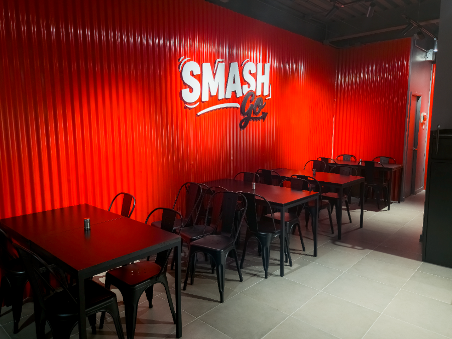 SmashGo Huechuraba — diseño de interiores